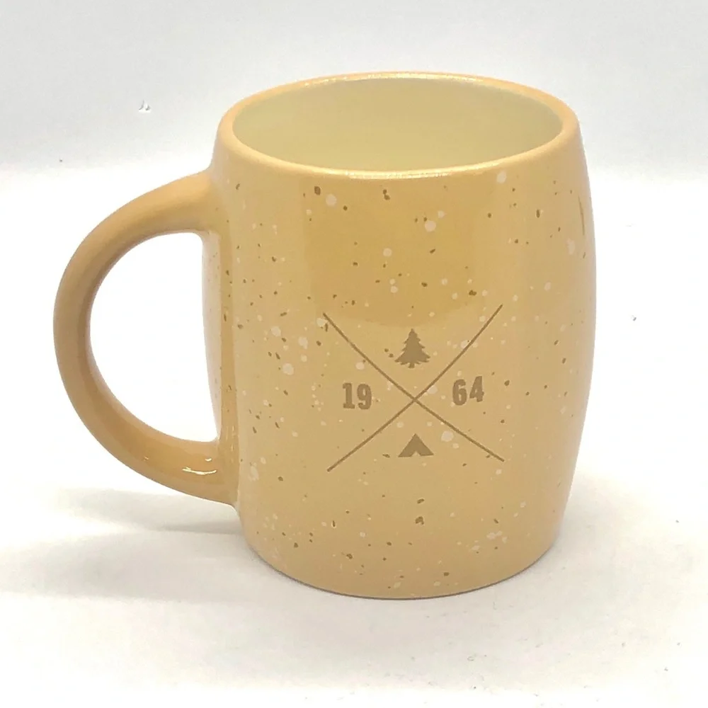 Tim Hortons 2016 Canada Goose Limited Edition Ceramic Mug - Picture 2 of 9